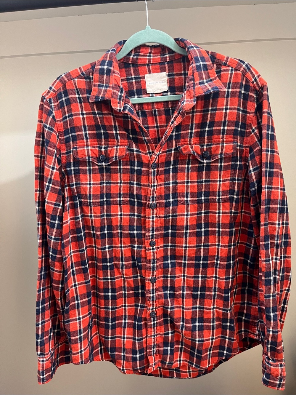 Men’s American Eagle flannel!